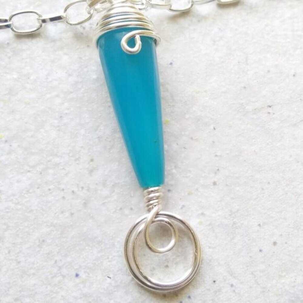 Aqua Blue! Long Agate Teardrop Gemstone Pendant + Chain! Beachy Coastal Grandma - Picture 4 of 10